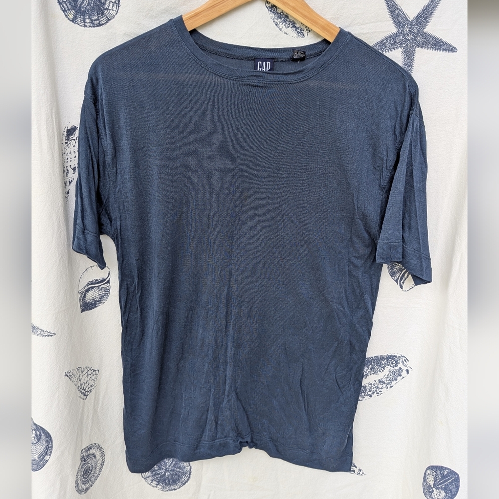 Vintage Gap Women's Size L Silk Navy Blue Tee